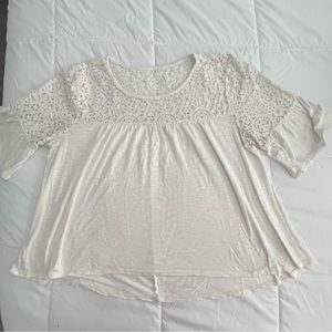 Ana White Top with Lace. Size XL. EUC.